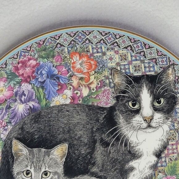 Vintage Royal Worcester Schilling & Sixpence Purrfect Friends Sue Sculland GUC - Picture 5 of 12